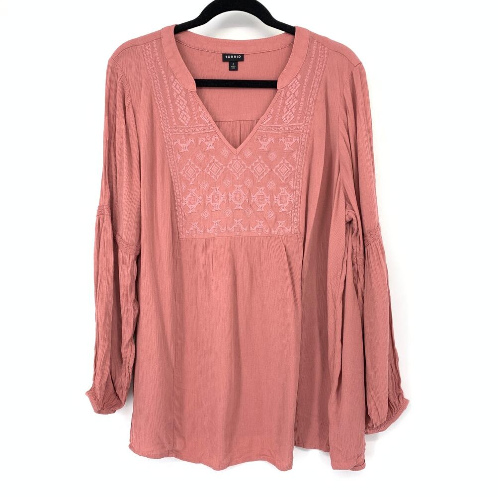 Torrid Long Sleeve Boho Peasant Top Womens Size 2X Pink Lace Front V-Neck